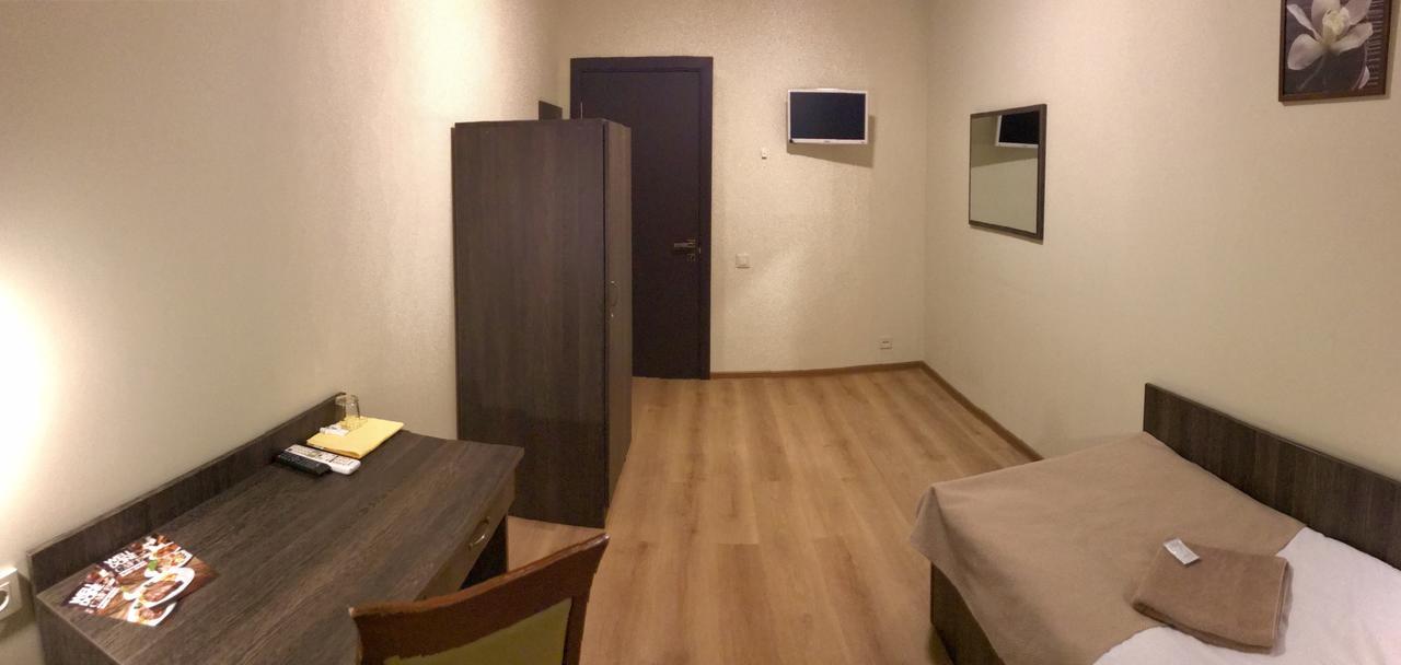 Non-stop Economy Bed & Breakfast Boryspil