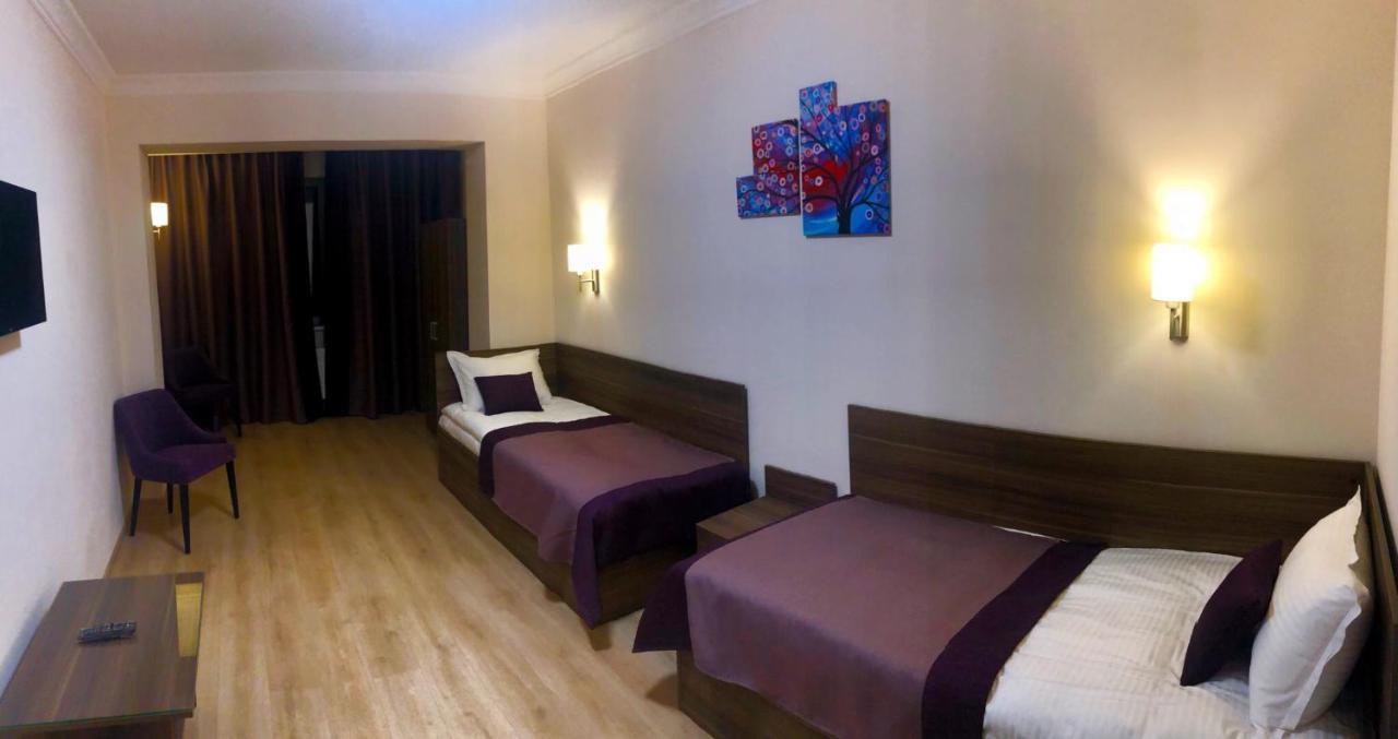 Non-stop Economy 4*